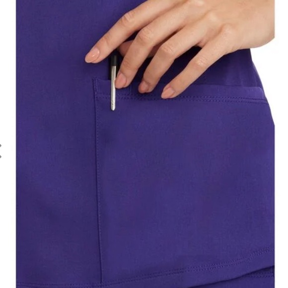 NWOT Purple Label Scrub Top - Picture 10 of 11